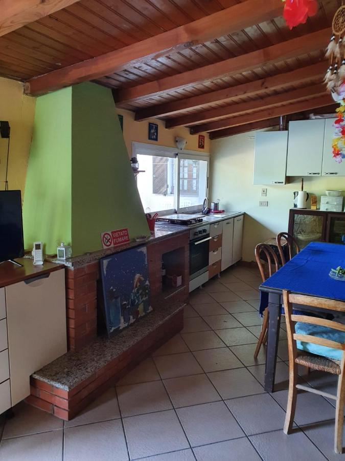 Casa Intera Indipendente Con Giardino Privato Villa Imperia Exterior foto